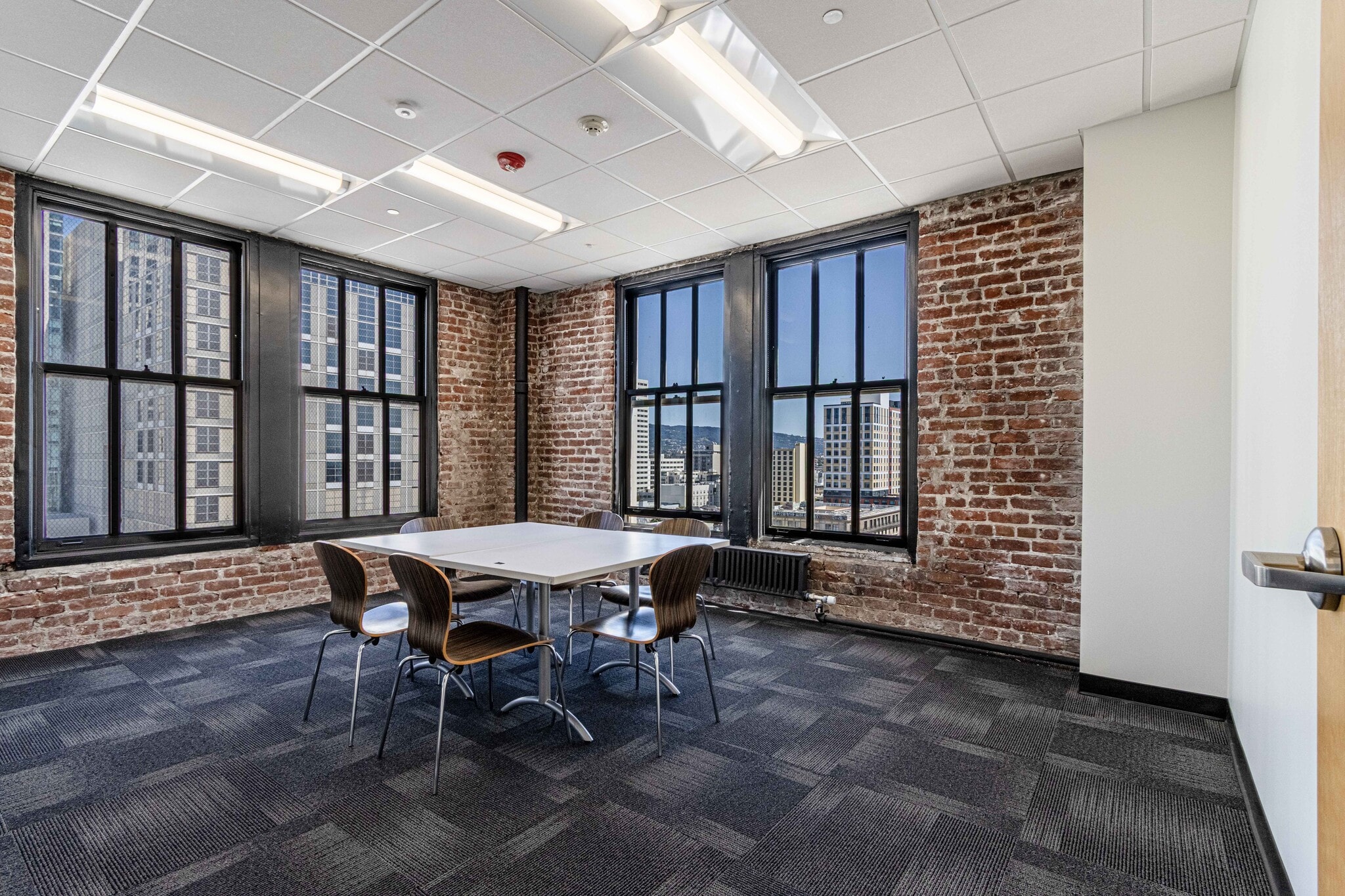 1440 Broadway, Oakland, CA à louer Photo intérieure– Image 1 sur 8