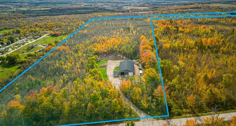 245350 22 Sideroad, Meaford Ontario portefeuille de 2 biens à vendre sur LoopNet.fr Photo de l’immeuble– Image 1 sur 15