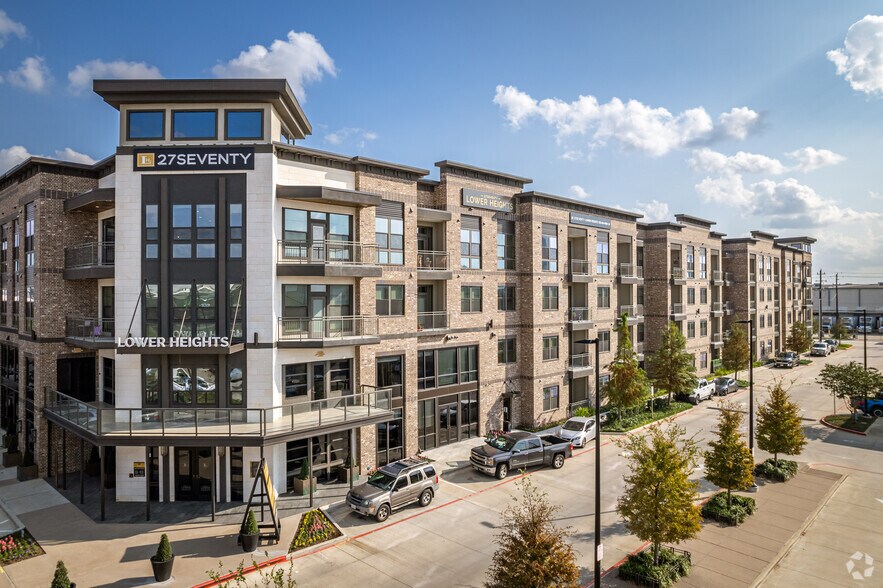 2770 Summer St, Houston, TX à louer - Photo de l’immeuble – Image 1 sur 2