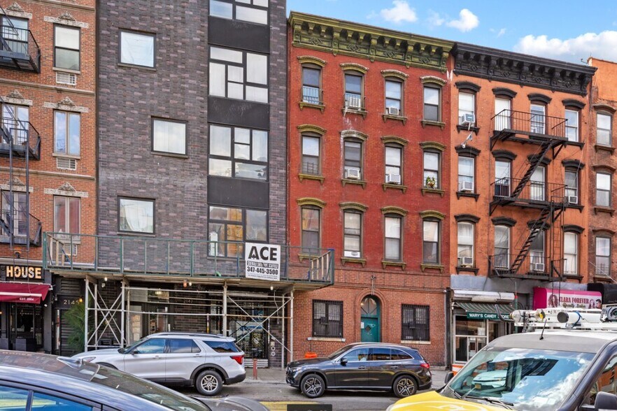 2149 2nd Ave, New York, NY à vendre - Photo de l’immeuble – Image 3 sur 9