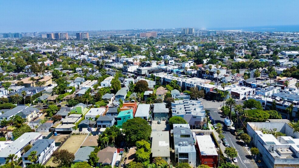 512 Westminster Ave, Venice, CA à vendre - Photo de l’immeuble – Image 3 sur 6