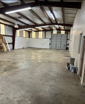 Plus de détails pour 5851 Red Bluff Rd, Pasadena, TX - Local d'activités à louer