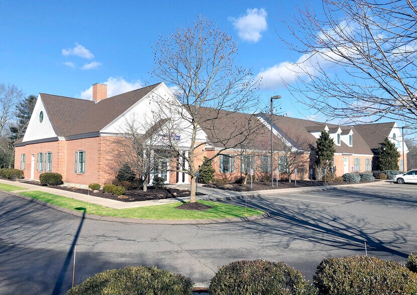 6 Fieldstone Commons, Tolland, CT à louer - Photo de l’immeuble – Image 2 sur 2
