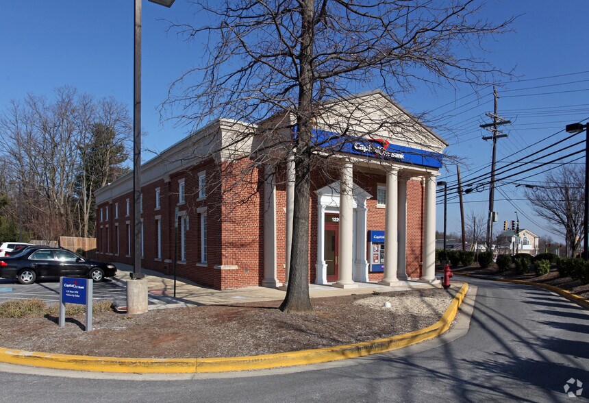 Quince Orchard Marketplace portefeuille de 5 biens à vendre sur LoopNet.fr - Photo principale – Image 2 sur 5