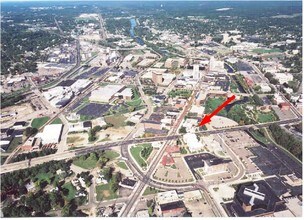 77 E Michigan Ave, Battle Creek, MI - VUE AÉRIENNE  vue de carte