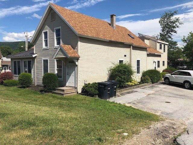164 Woodstock Ave, Rutland, VT à louer - Photo de l’immeuble – Image 2 sur 4