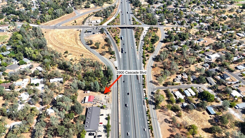 2900 Cascade Blvd, Shasta Lake, CA à vendre - Photo de l’immeuble – Image 3 sur 14