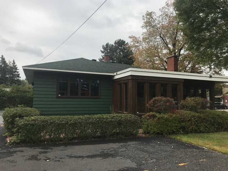 407 Boul Sir-Wilfrid-Laurier, Beloeil, QC à vendre - Photo de l’immeuble – Image 2 sur 4