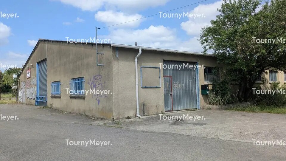 Local d’activités dans Toulouse à louer - Photo de l’immeuble – Image 3 sur 12