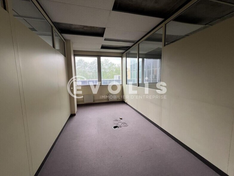Bureau dans Fontenay-sous-Bois à vendre - Photo intérieure – Image 2 sur 14