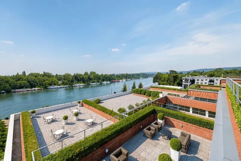 2 Allée De Longchamp, Suresnes à louer - Photo de l’immeuble – Image 3 sur 10
