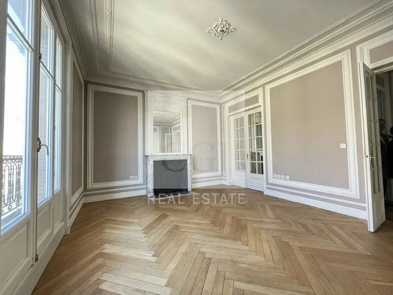 99 Boulevard Des Belges, Lyon à louer - Photo de l’immeuble – Image 3 sur 12