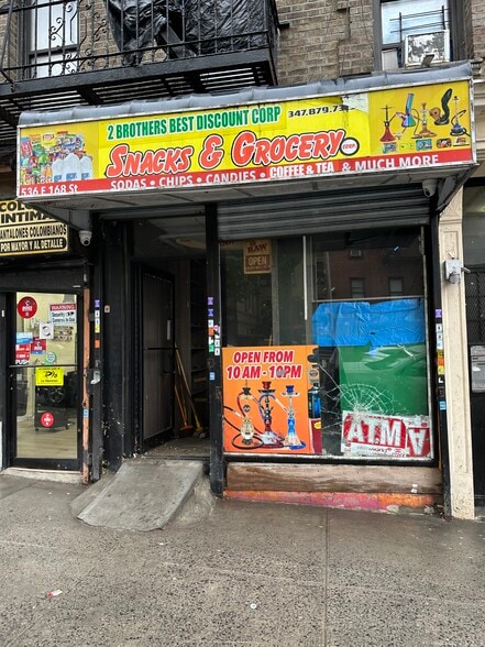 536 E 168th St, Bronx, NY à louer - Photo de l’immeuble – Image 2 sur 6