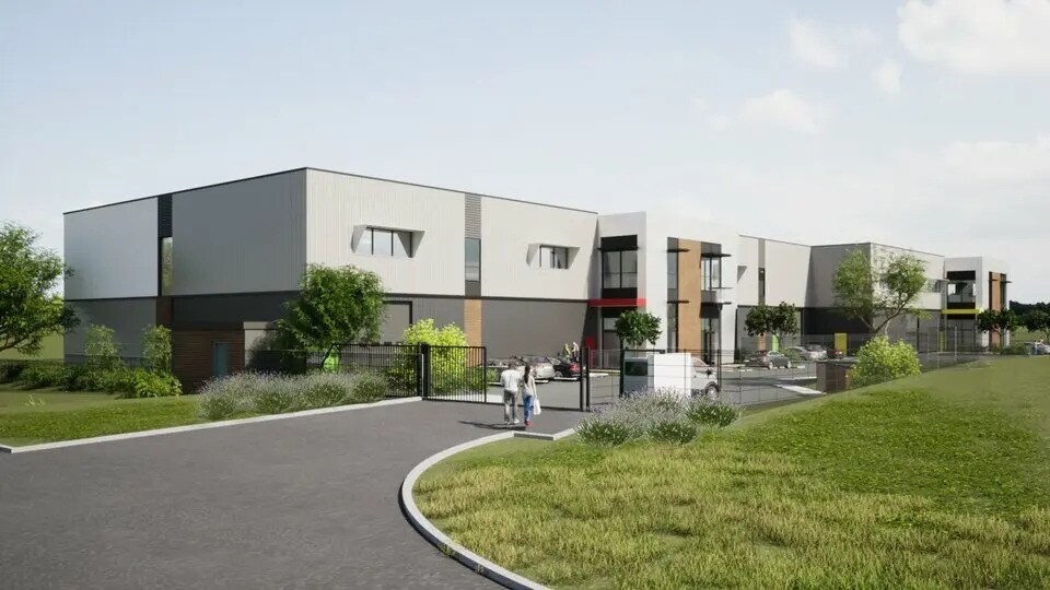 Local d'activités dans Rousset à vendre - Photo de l’immeuble – Image 2 sur 4