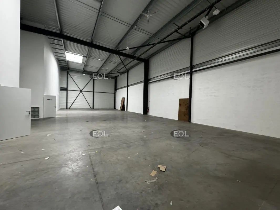 Local d’activités dans Palaiseau à louer Photo intérieure– Image 1 sur 8