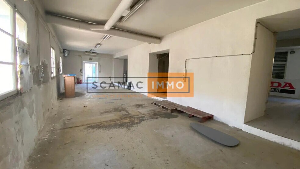 Local commercial dans Fréjus à vendre - Photo intérieure – Image 2 sur 6