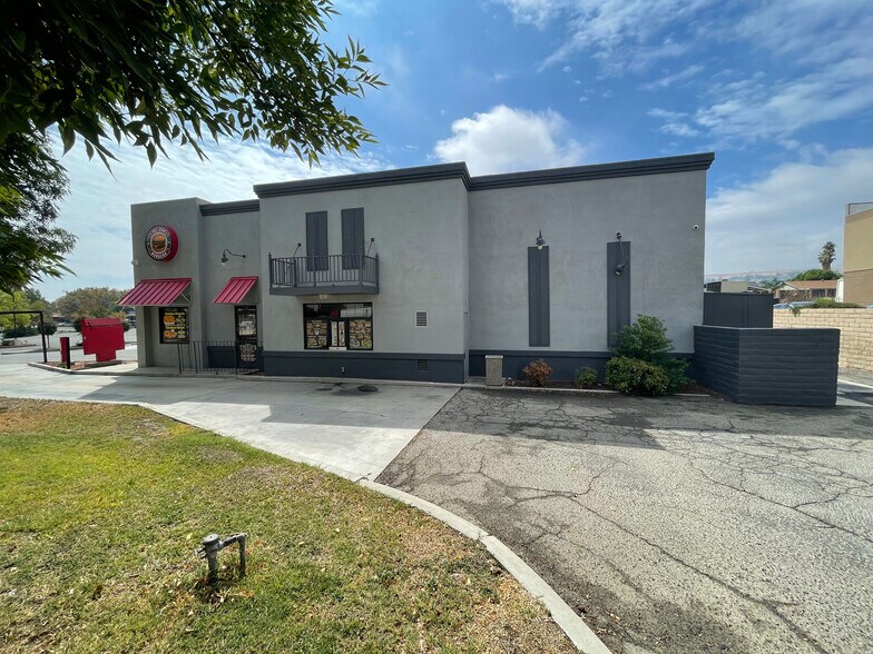 1117 Kern St, Taft, CA à louer - Photo de l’immeuble – Image 3 sur 3