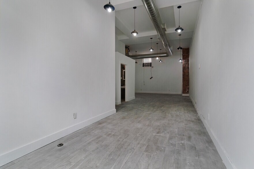 1512 Nostrand Ave, Brooklyn, NY à louer - Photo de l’immeuble – Image 3 sur 7