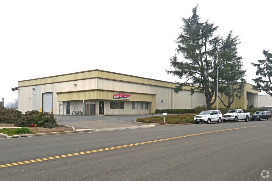 2607 N Wigwam Dr, Stockton, CA à louer - Photo de l’immeuble – Image 2 sur 15