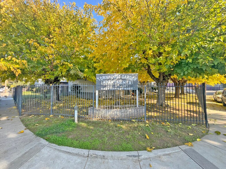 6221-6225 39th St, Sacramento, CA à vendre - Photo de l’immeuble – Image 2 sur 17