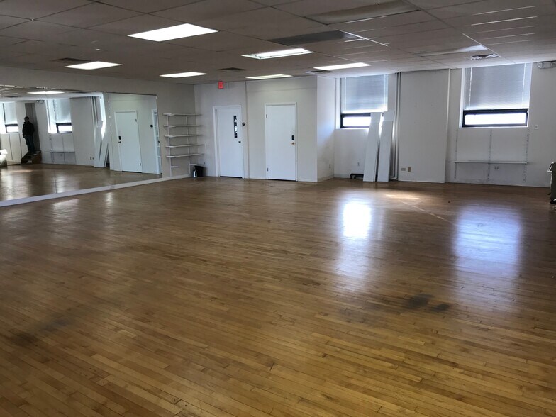 61 Main St, Norwalk, CT à louer - Photo de l’immeuble – Image 3 sur 27