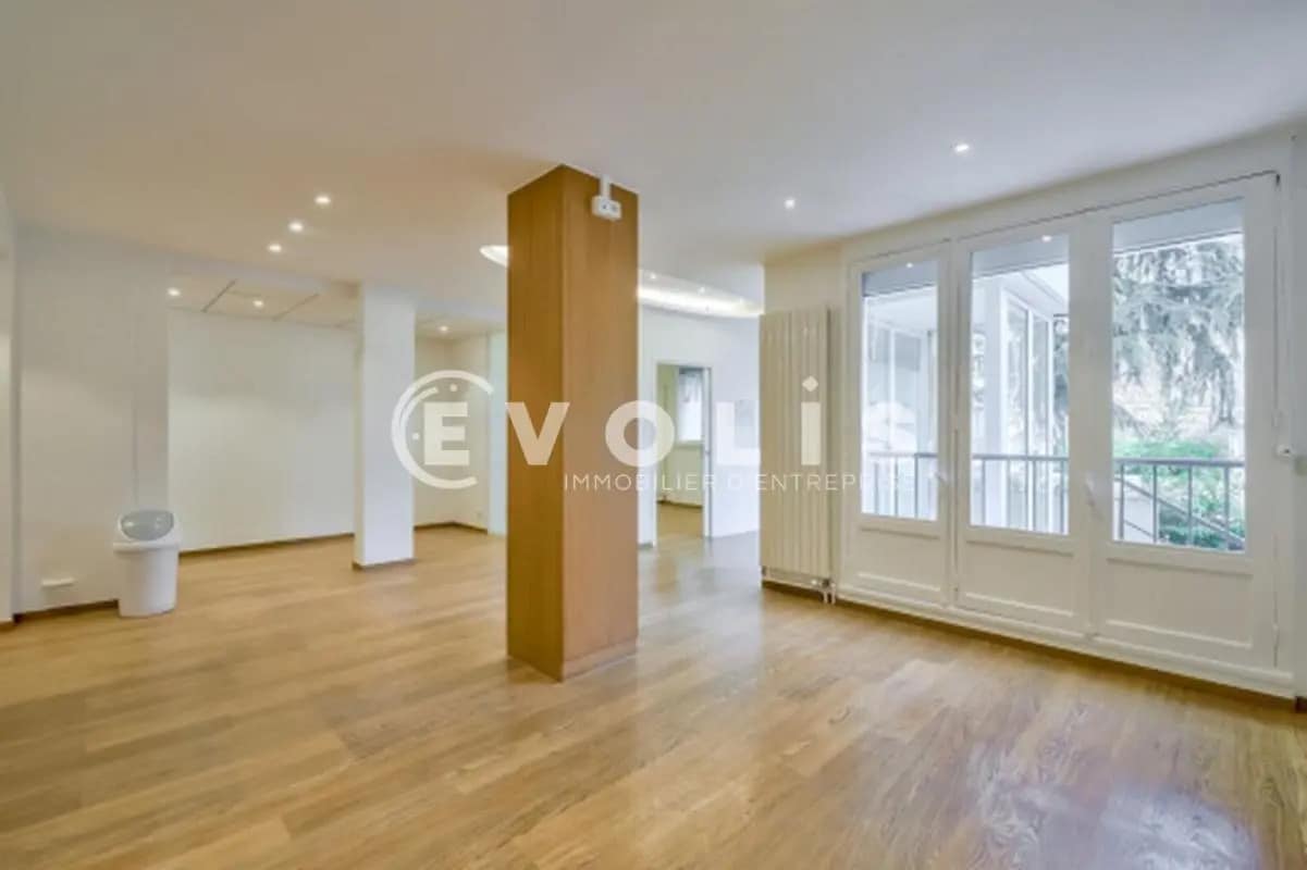 Bureau dans Paris à louer Photo intérieure– Image 1 sur 9