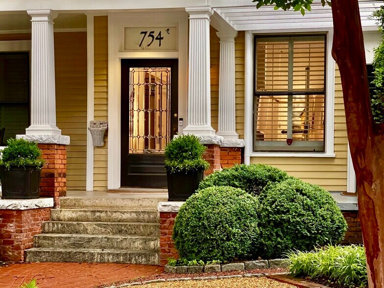 754 Piedmont Ave, Atlanta, GA à louer - Photo de l’immeuble – Image 2 sur 10