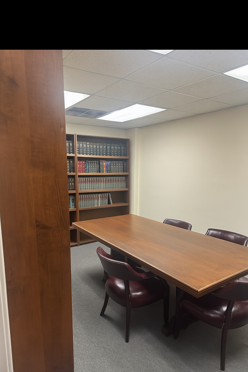 120 Church Ave SW, Roanoke, VA à louer Photo de l’immeuble– Image 1 sur 5