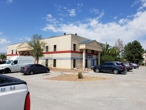 6500 Boeing Dr, El Paso, TX à louer Photo de l’immeuble– Image 2 sur 5