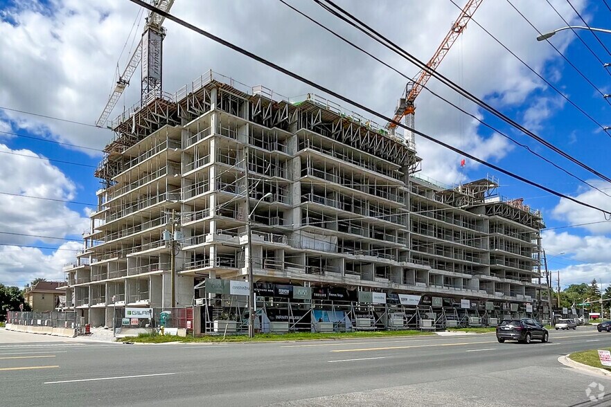 8176 Yonge St, Vaughan, ON à louer - Photo de l’immeuble – Image 2 sur 3