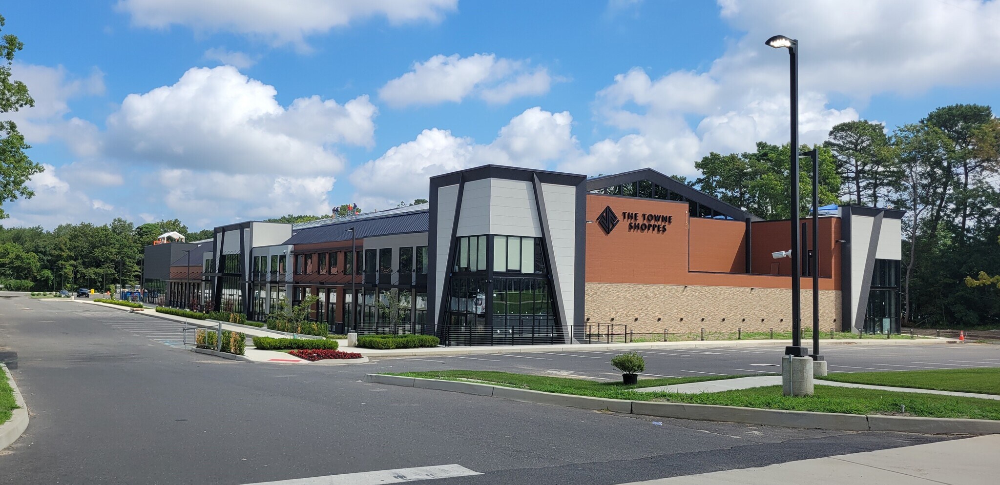 485 Locust St, Lakewood, NJ à louer Photo de l’immeuble– Image 1 sur 2