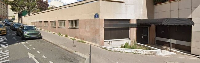 Plus de détails pour Local commercial à louer