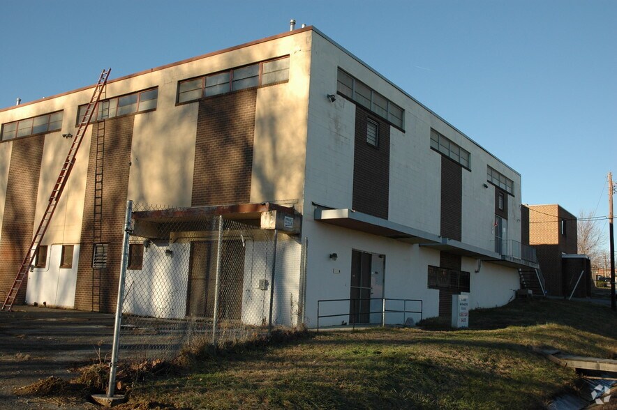 223 Westhampton Ave, Capitol Heights, MD à vendre - Photo de l’immeuble – Image 2 sur 19