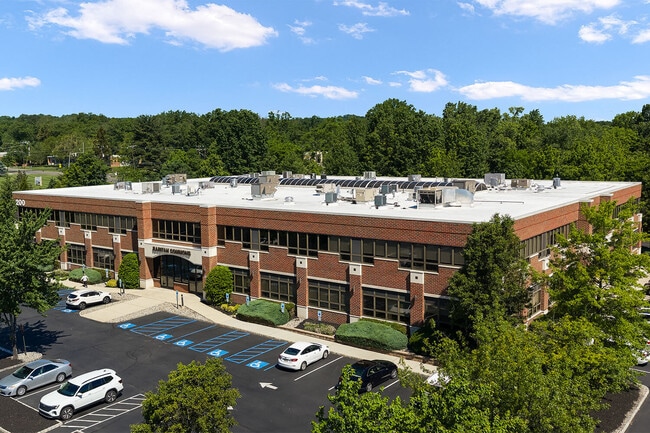 Plus de détails pour 200 Route 31 N, Flemington, NJ - Bureau, Bureau/Médical à louer