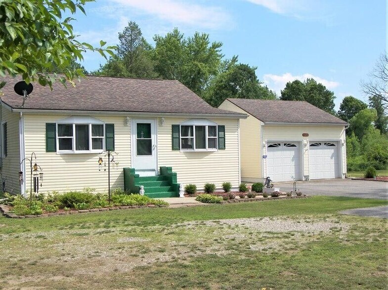 19449 US Highway 12, New Buffalo, MI à vendre - Photo principale – Image 1 sur 22