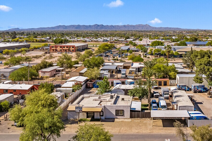 2200 La Osa st, Tucson, AZ à vendre - Photo de l’immeuble – Image 2 sur 46