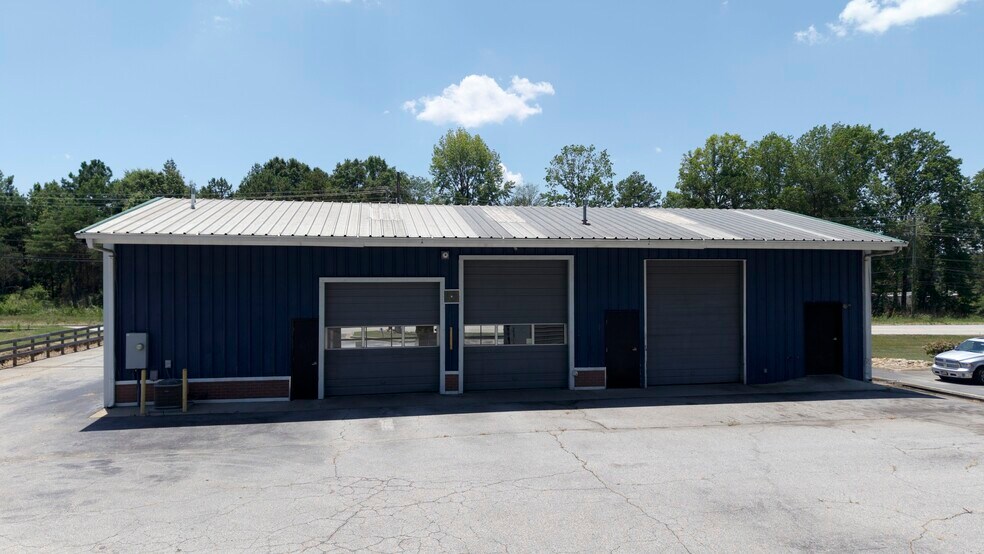 1010 NE Main St, Simpsonville, SC à vendre - Photo de l’immeuble – Image 3 sur 9