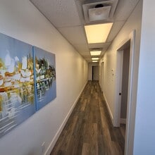 1742 Cliffe Av, Courtenay, BC à louer Photo intérieure– Image 2 sur 14