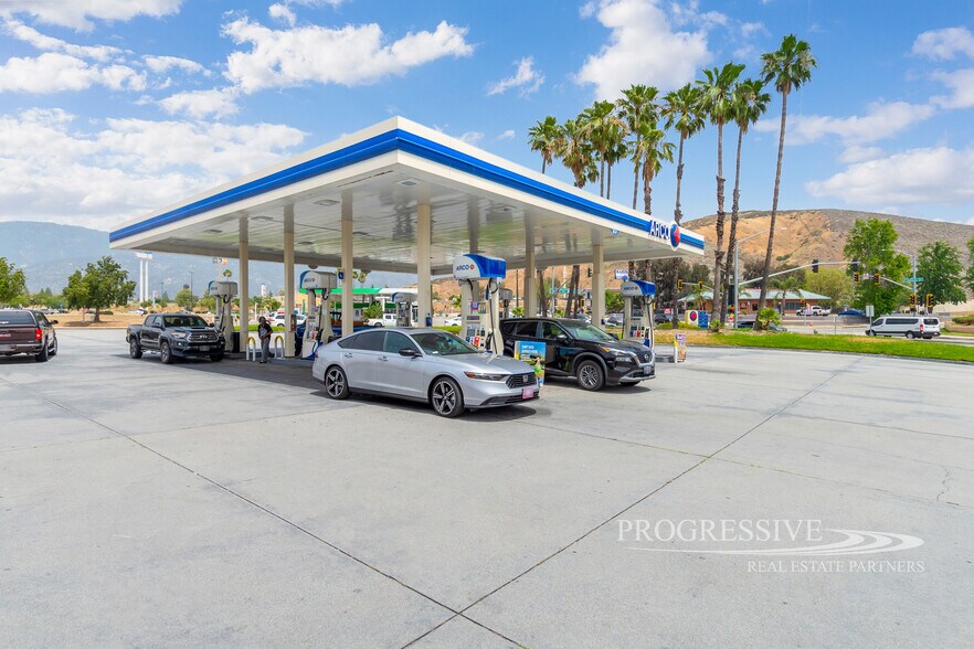 3890 University Pky, San Bernardino, CA à vendre - Photo de l’immeuble – Image 3 sur 9