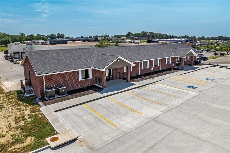 3820 Faraon St, Saint Joseph, MO à louer - Photo de l’immeuble – Image 2 sur 12