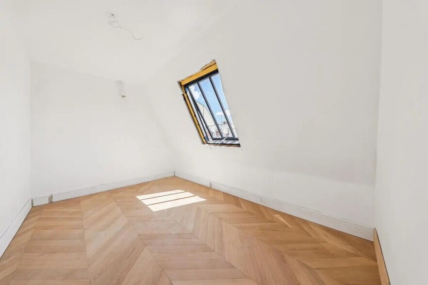 26 Rue Fortuny, Paris à louer - Photo de l’immeuble – Image 3 sur 11