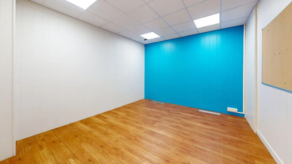 31 Rue Saint-Ambroise, Paris à louer - Photo de l’immeuble – Image 2 sur 17