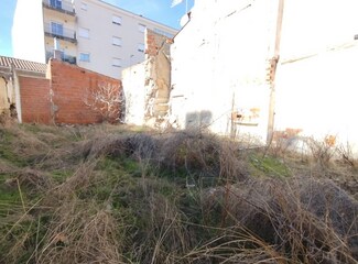 Plus de détails pour Terrain à vendre