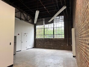 887 W Marietta St NW, Atlanta, GA à louer Photo de l’immeuble– Image 1 sur 13