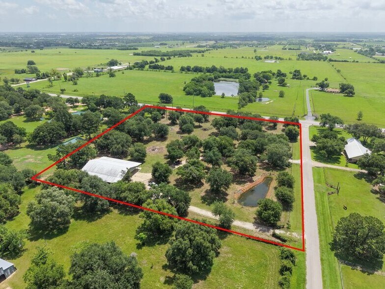 32956 Londonderry Dr, Waller, TX à vendre - Photo de l’immeuble – Image 3 sur 20