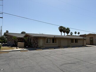 Plus de détails pour 33055 Cathedral Canyon Dr, Cathedral City, CA - Spécialisé à vendre