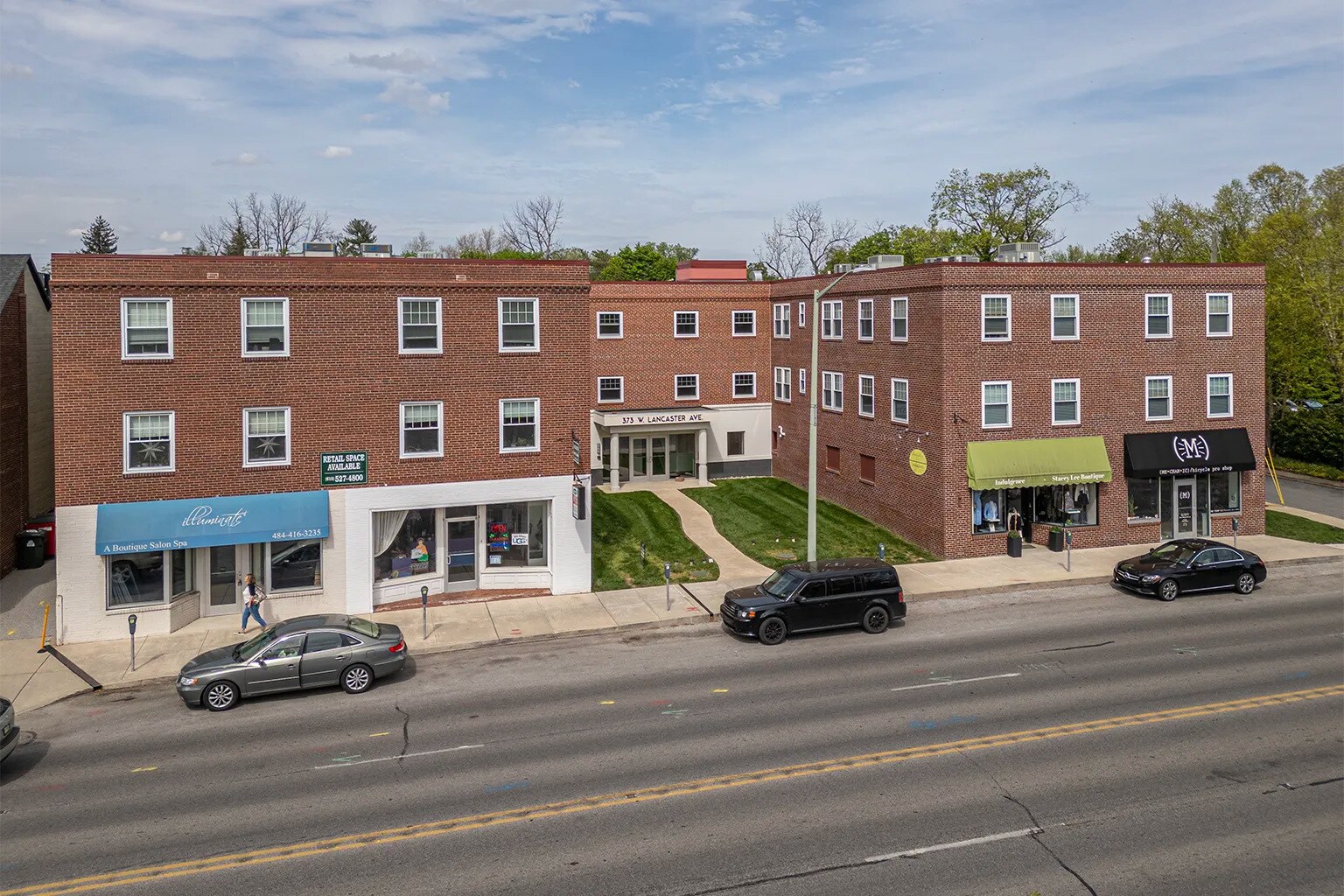 371 Lancaster Ave, Haverford Township, PA à louer Photo de l’immeuble– Image 1 sur 10