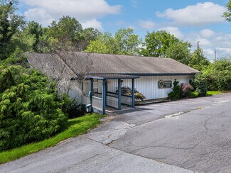 Plus de détails pour 1001 Greenville Hwy, Hendersonville, NC - Bureau à vendre