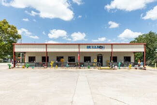 Plus de détails pour 714 N Main St, Sweeny, TX - Local commercial à vendre