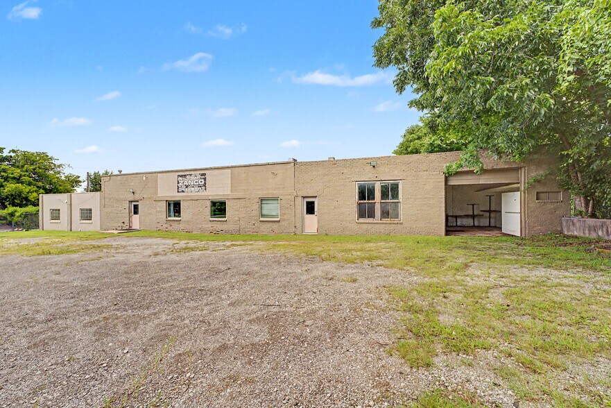 1039 N Owasso Ave, Tulsa, OK à louer - Photo de l’immeuble – Image 2 sur 14